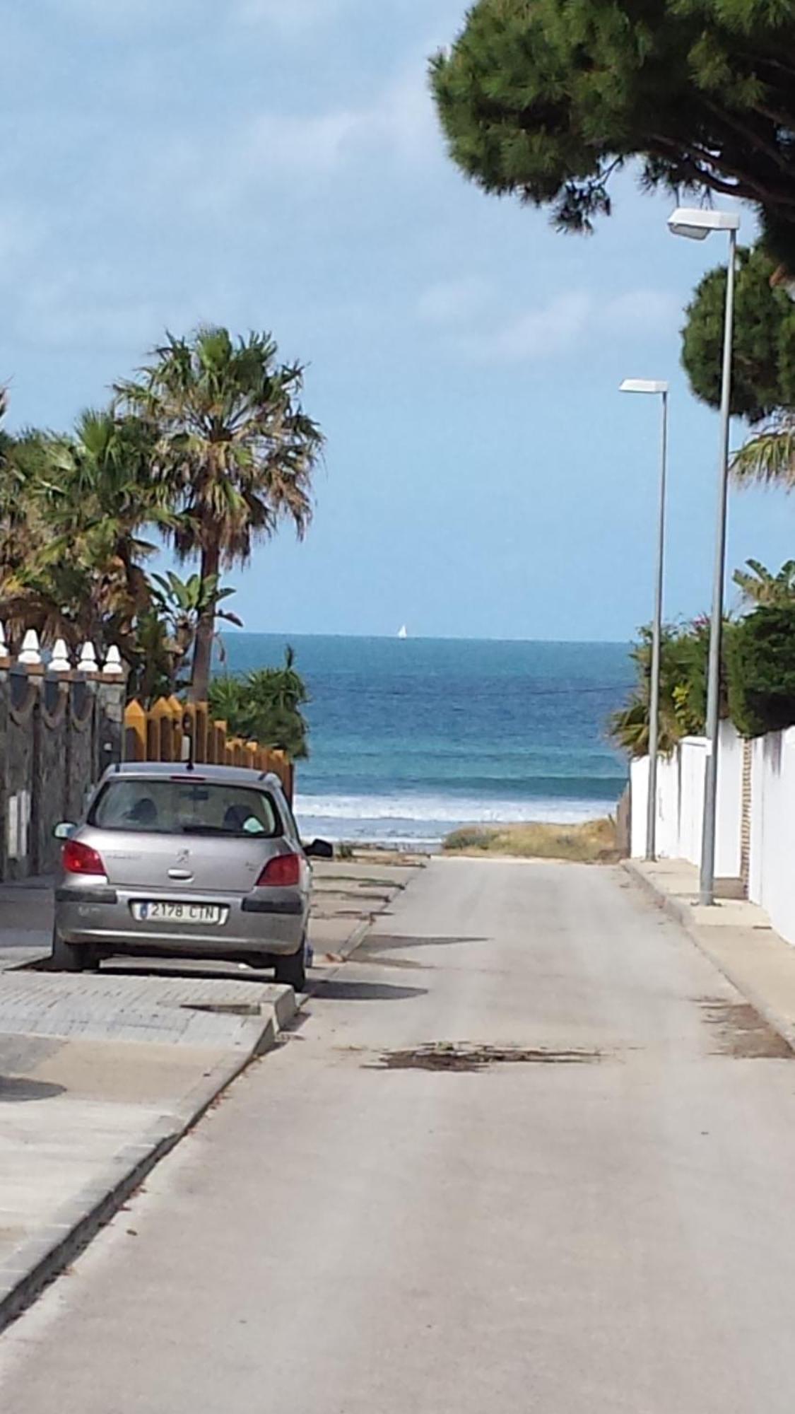 Hostal Noli Chiclana de la Frontera Exterior photo