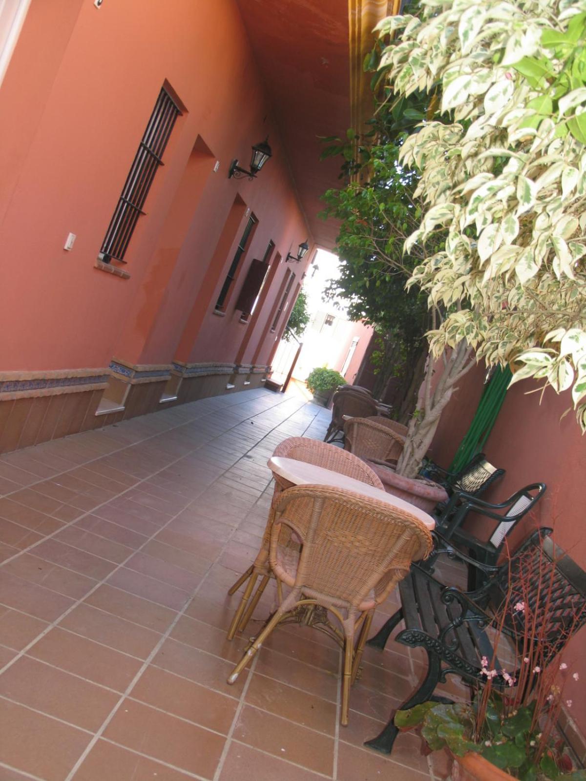Hostal Noli Chiclana de la Frontera Exterior photo